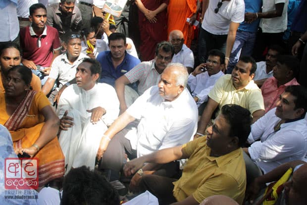 Court grants bail for 10 UPFA MPs