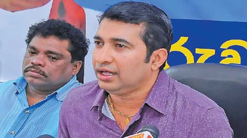 Govt is violating the rights of the public – Roshan Ranasinghe  