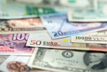 Govt set to abolish strict foreign exchange regulations