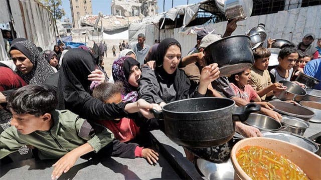 Funding shortages force World Food Programme to cut aid to Gaza
