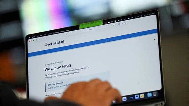 Websites taken down worldwide as critical cyber-security update issued