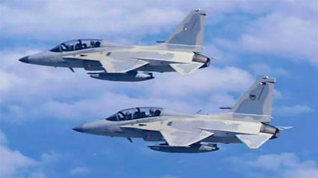 Four pilots killed after two Philippine Air Force trainer planes crash
