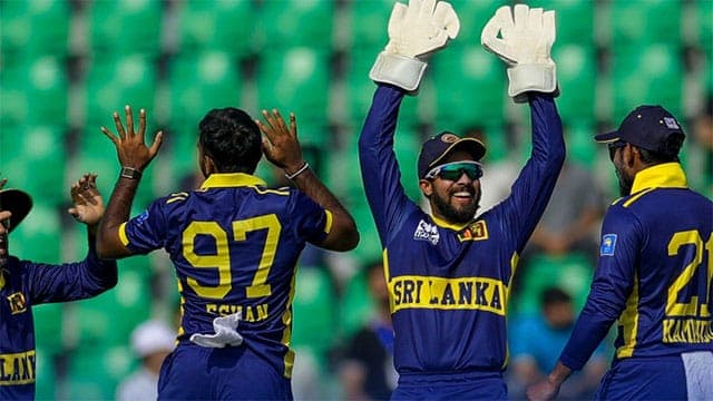 Sri Lanka skittle Pakistan out for 110 in Lahore