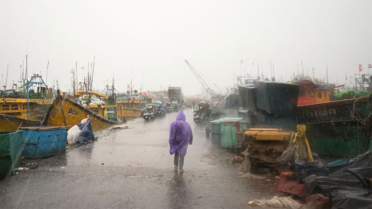 Thousands evacuate India's eastern coast ahead of Cyclone Arnab
