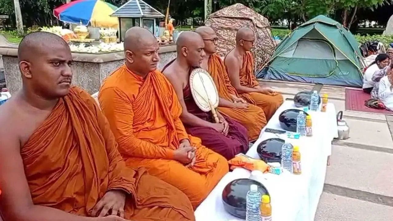Udaya Gammanpila files writ petition challenging court order on Satyagraha at Viharamahadevi Park