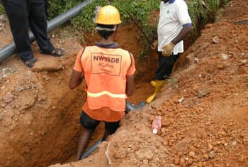 Water Board laying pipelines to supply water to Rathupaswala