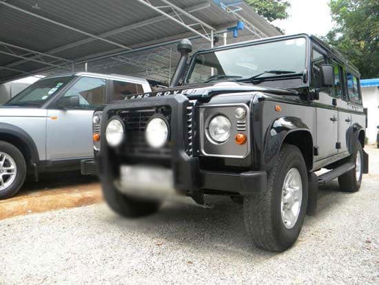 Police seize unclaimed vehicle in Hanwella