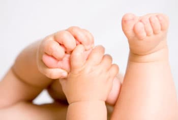 Couple nabbed for trying to sell infant