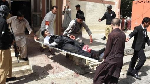 Pakistan hospital bomb attack kills dozens in Quetta