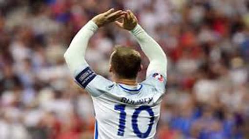 Wayne Rooney retires from International football