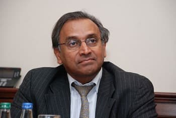 Jayantha Dhanapala visits Geneva, meets Zeid Hussein