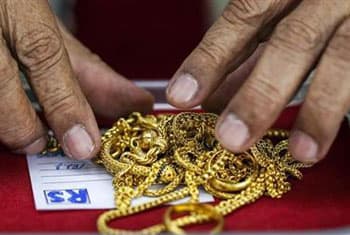 Three Sri Lankan women held, gold seized at Bangalore airport