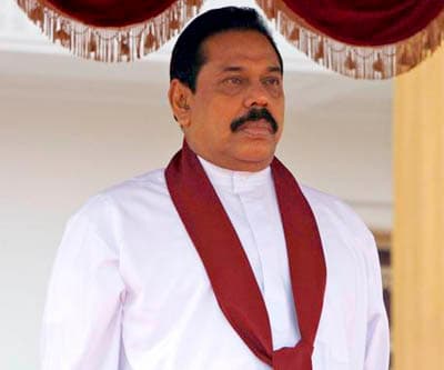 President invites arrested university students’ parents for discussion