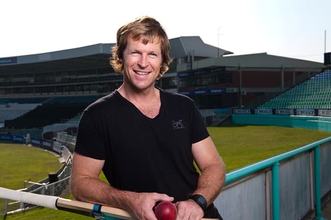 SLC in talks with Rhodes for brief coaching stint
