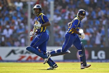 Sri Lanka thump England to take 2-0 lead