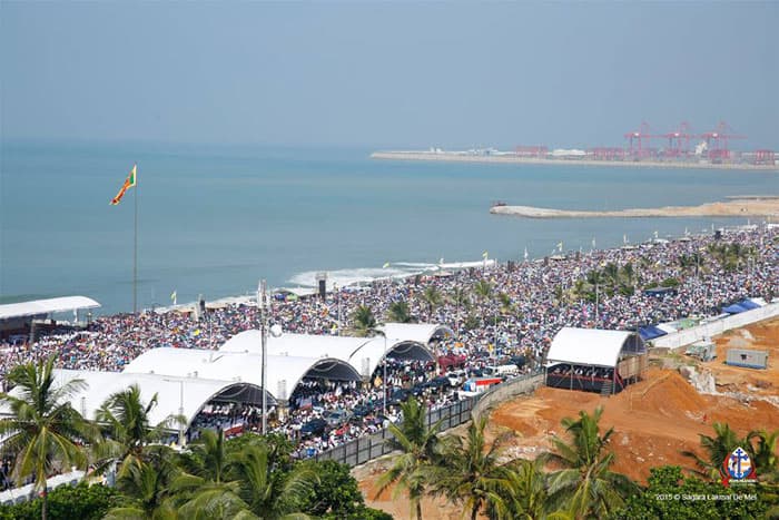 Over half a million people attend public mass