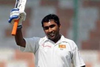 Mahela first Sri Lankan to score 11,000 Test runs
