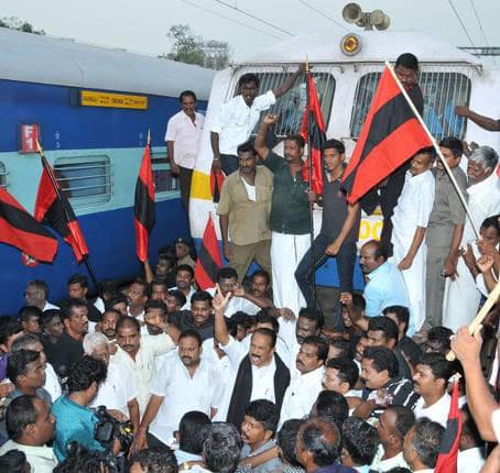 Vaiko, 300 activists arrested during protest against CHOGM