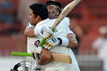 Azhar carries Pakistan’s to dramatic series-levelling win