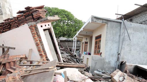 145 houses damaged, 625 displaced due to collapsed garbage dump: Police