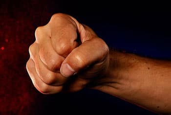 Wennappuwa PS member hospitalized following assault