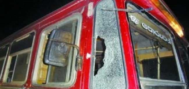 Five youths arrested for throwing stones at SLTB bus
