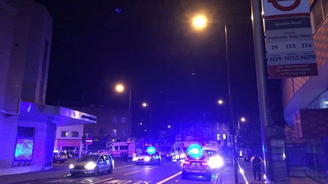 UK: Several hurt as vehicle hits pedestrians