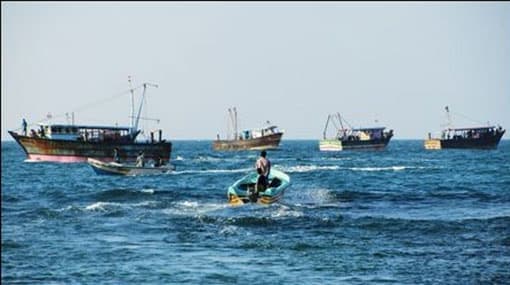 Navy arrests Indian fishermen in Sri Lankan waters