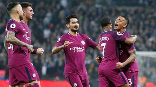 Manchester City captures Premier League title