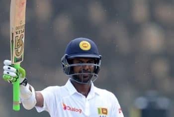 Upul Tharanga hits third Test ton