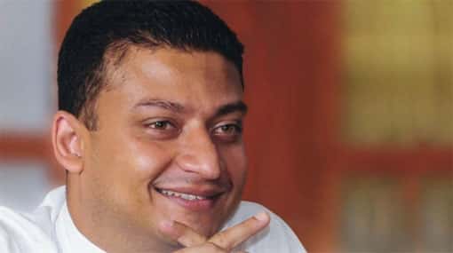 Dilum Amunugama arrives at TID to give statement