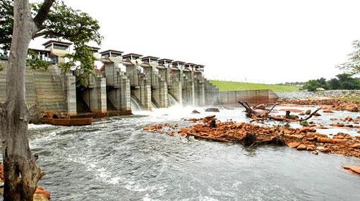 6 spill gates of Daduru Oya opened; public warned