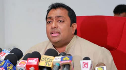 Education Minister directs principals & zonal directors to decide on school closures