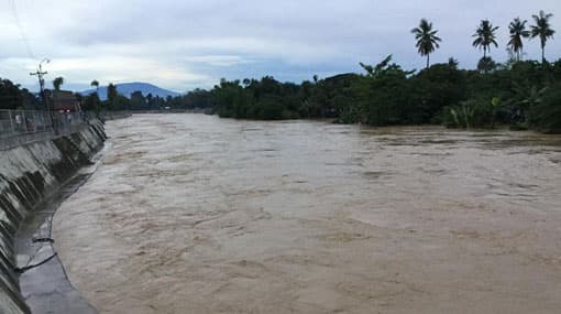 Water level of several rivers subsiding; landslide warnings still active – DMC