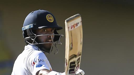 Sri Lanka ring in changes, bat first