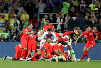 England beat Colombia on penalties