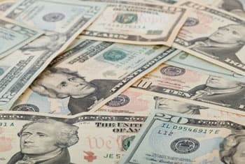 Seychelles woman arrested with foreign currency
