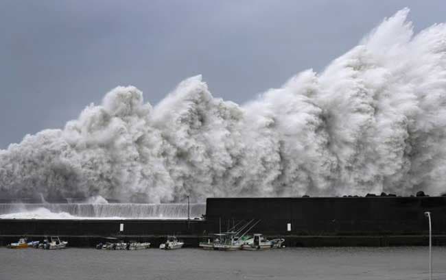 Japan braces for most powerful typhoon in 25 years; nearly 600 flights cancelled