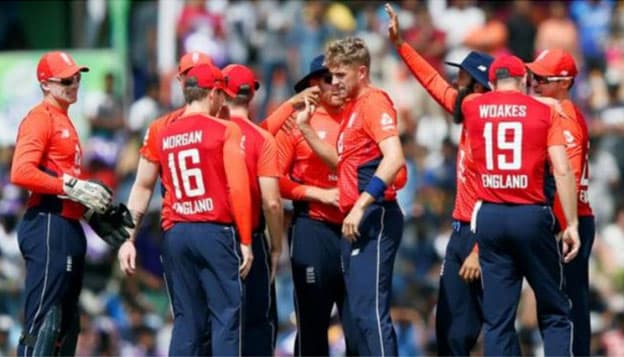 England bowl, Kasun Rajitha plays for SL