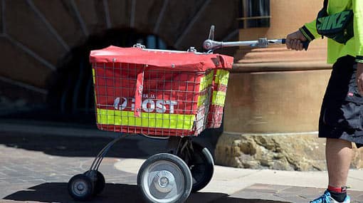 Lankan refugee to leave country after stealing mail from Australia mail