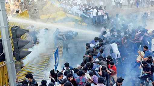 Several roads closed due to protest by Uni. students