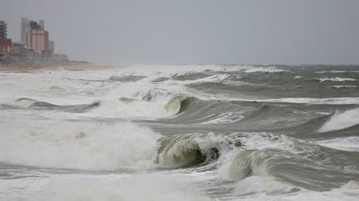 Sea areas from Beruwala to Matara may experience surges: Met. Dept.