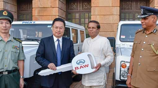 Chinese govt. delivers ten jeeps to SL Police