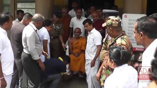 Ven. Rathana Thero discharges himself from Kandy Hospital