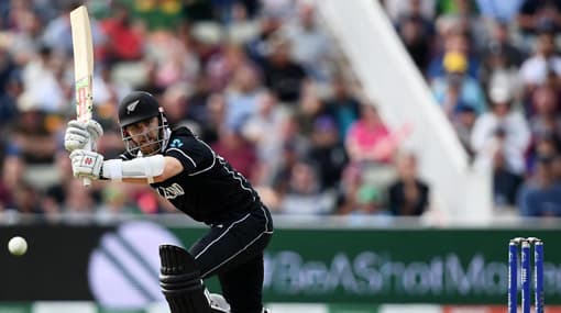 Williamson guides New Zealand to tense victory over South Africa