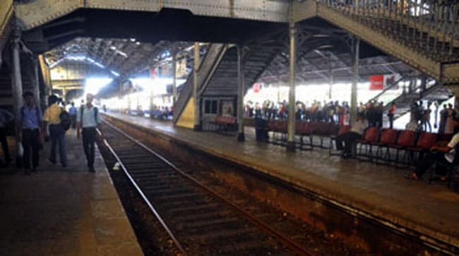 Railway strike from midnight