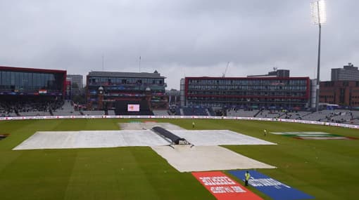 Rain-hit first World Cup semi-final between India and New Zealand to resume today