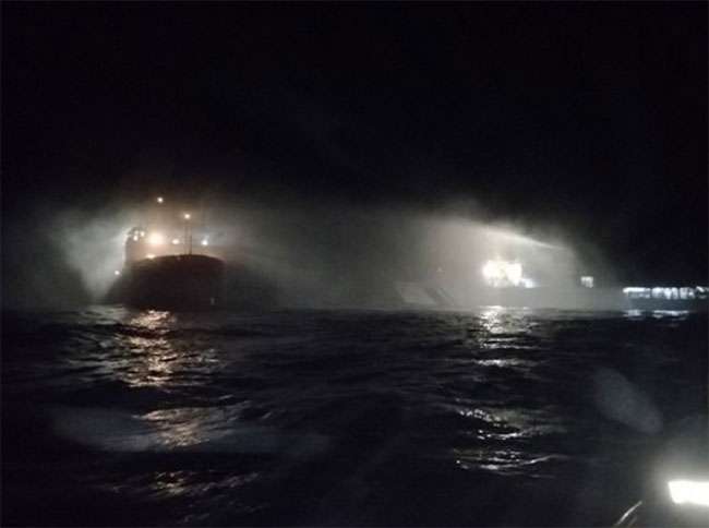Alerted by Indian agencies, SL coast guard intercepts boats carrying drugs from Karachi - report