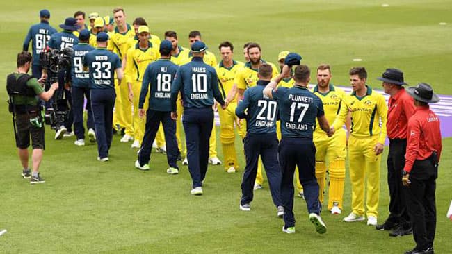 Australia bat first against England in semifinals