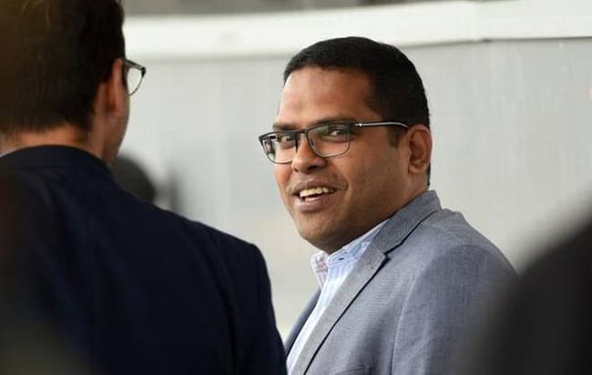 Sports Minister asks SLC to overhaul team’s coaching staff